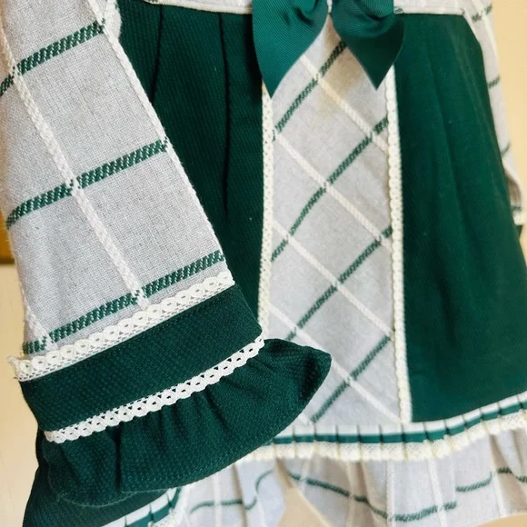 Elegant Green Plaid Kids Top - Picture 5 of 6